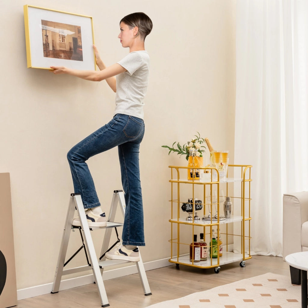 Scala pieghevole in alluminio con gradini antiscivolo e poggiapiedi, Scala portatile portata 150kg 44x49x66cm