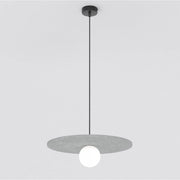 Lampada a sospensione CALMA con paralume in feltro grigio