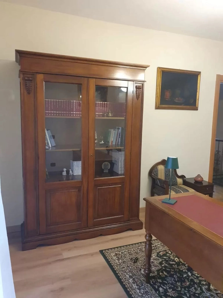 Soggiorno credenza contro mobile tavolo sedie arte povera classica - Mobili 2G
