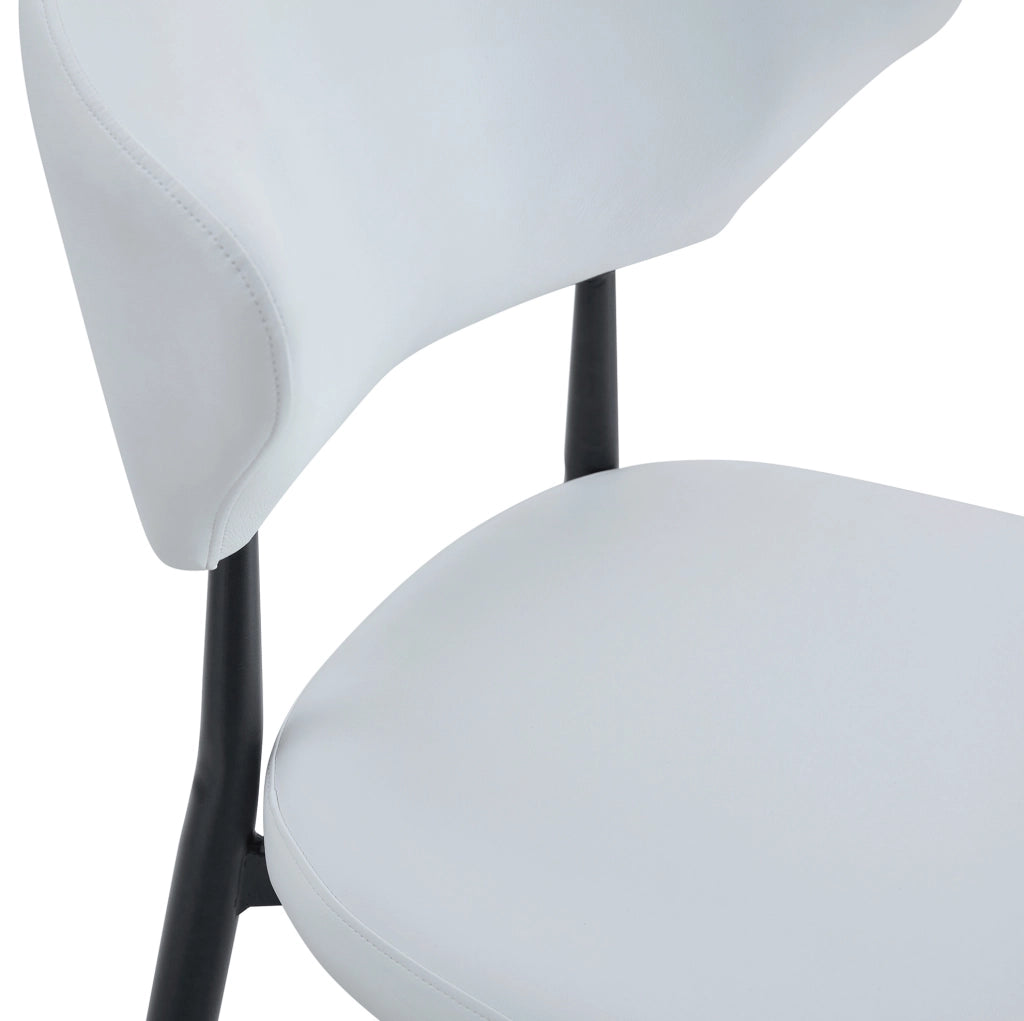Set di 2 sedie da pranzo con schienale curvo in PU bianco e metallo nero
