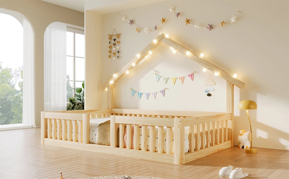 Letto a casetta per bambini 90 × 200 cm con spondine di sicurezza e luce LED, senza materasso, legno naturale