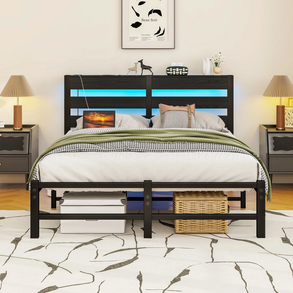 Letto matrimoniale 120x200 cm in metallo e legno con LED RGB; 2 USB e ripiano; nero