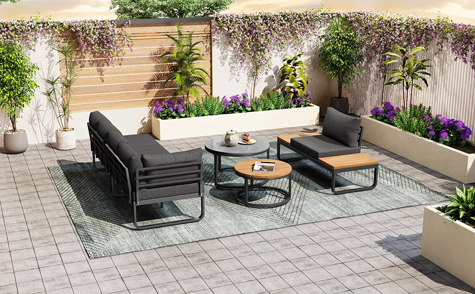 Set mobili giardino 4-5 persone: 2 tavolini impilabili; ferro zincato; cuscini seduta; piedini regolabili; grigio