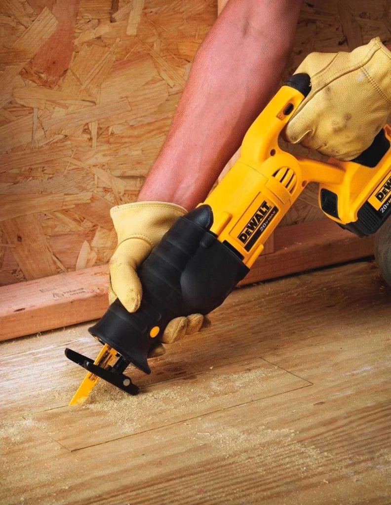 Sega Universale DeWALT DCS380N (Solo corpo)