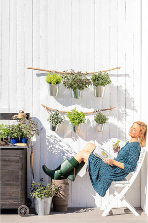 Secchio zincato 10 litri con manico in ferro e inserto in legno resistente e anticorrosione