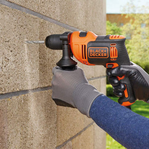 Black+Decker TRAPANO A PERCUSSIONE BEH710SA32-QS 710 W + 32 accessori, in softbag