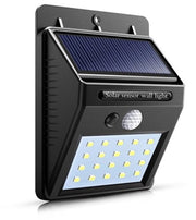 Illuminazione esterna a energia solare - Illuminazione di sicurezza a energia solare con sensore di movimento. Illuminazione esterna acqua resistente per giardino, recinzione, terrazzo e garage.