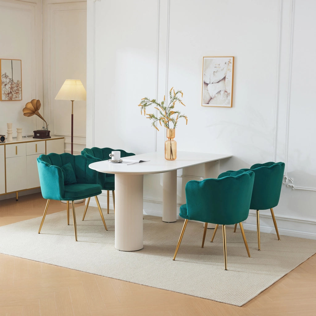 Poltrona con Schienale a Petalo e Cuscino Farfalla Design Ergonomico in Velluto Verde