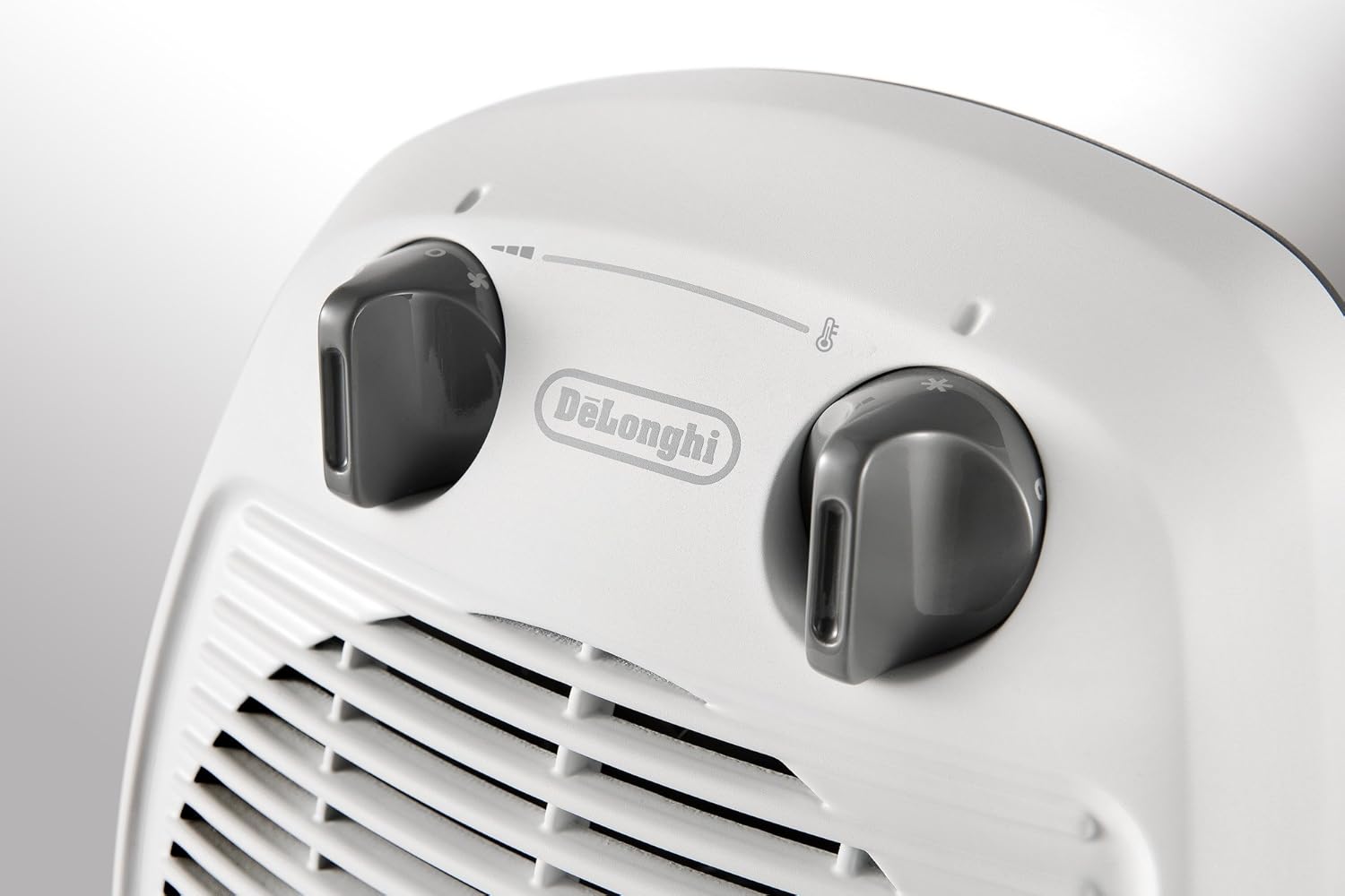 Termoventilatore silenzioso HVA3220 2000W Regolabile e Protezione IP21 per Bagno e Ambienti Umidi DeLonghi