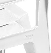 Sedia da Giardino Julie con Braccioli in Polipropilene Effetto Legno Colore Bianco Impilabile e Resistente alle Intemperie Keter