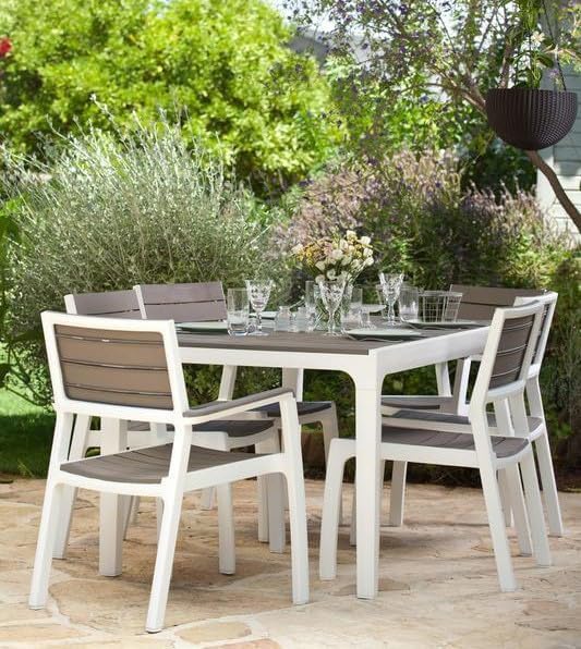 Sedia da Giardino con Braccioli in Resina Effetto Legno Impilabile Colore Bianco e Cappuccino Harmony Keter