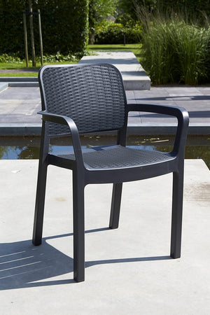 Sedia da Giardino in Polipropilene Effetto Rattan Impilabile Colore Grafite Bella Keter