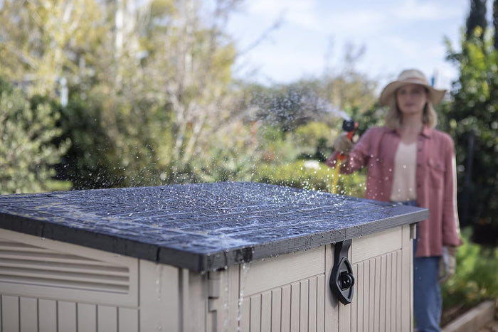 Baule porta attrezzi da esterno in resina effetto legno con doppia anta Store It Out Midi beige marrone Keter