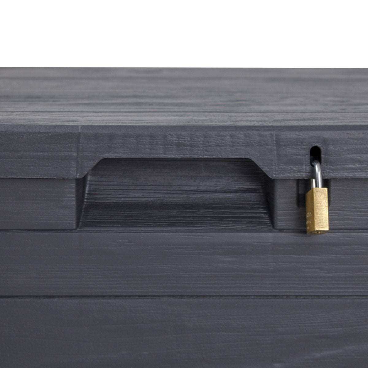 BAULE MULTIUSO WOODY'S 90 PER Baule multiuso Woody’s 90 litri in resina per interno colore antracite scuro predisposto per lucchetto ToomaxANTRACITE SCURO LT.90 ART.173  cm.42,5x44x50h.    TOOMAX