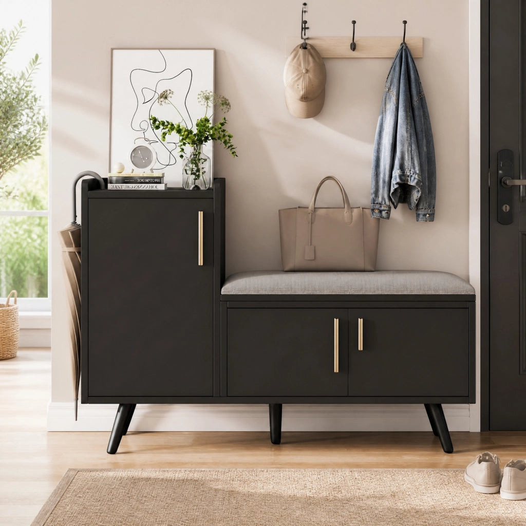 Panca scarpiera con seduta imbottita nera 100x34x68,5 cm in truciolare con ripiani regolabili e 3 ante
