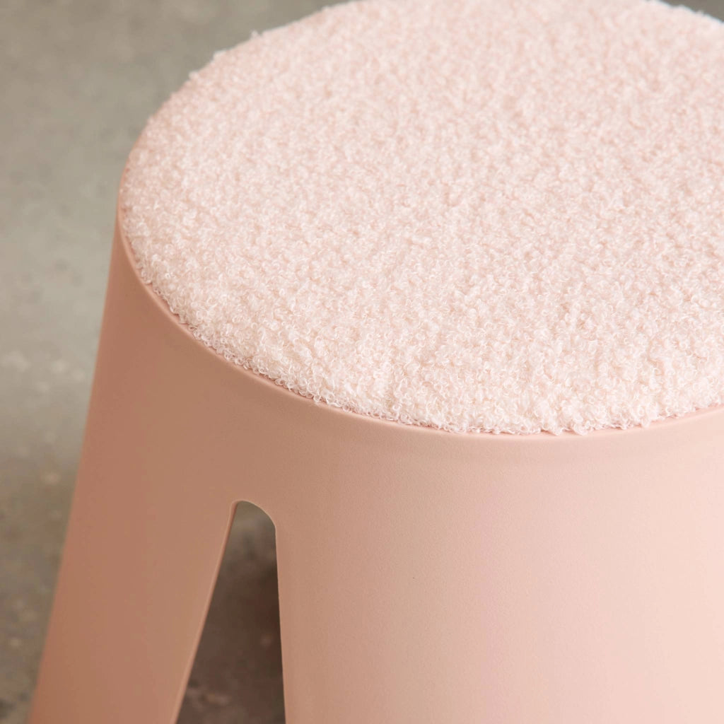 Sgabello impilabile per bambini in bouclé testurizzato, set di 2, rosa