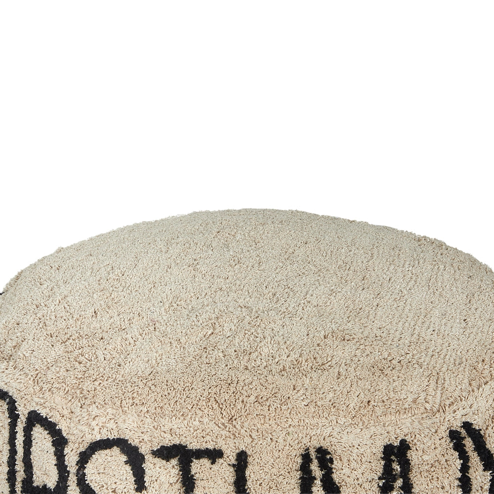 Cuscino da pavimento in cotone beige 60 x 60 x 20 cm con motivo alfabetico per bambini