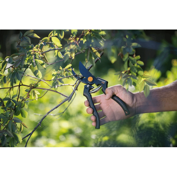FORBICI DA POTA BYPASS 'GARDEN PRO P90' FISKARS 23 cm - FISKARS
