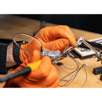 GUANTO MONOUSO IN NITRILE 'DIAMOND' Tg. M - confezione 50 pezzi