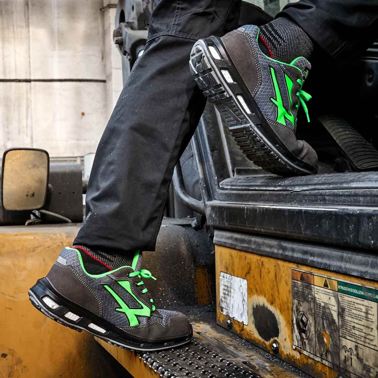 U-POWER SCARPE POINT S1P N.44- 1,0 pz