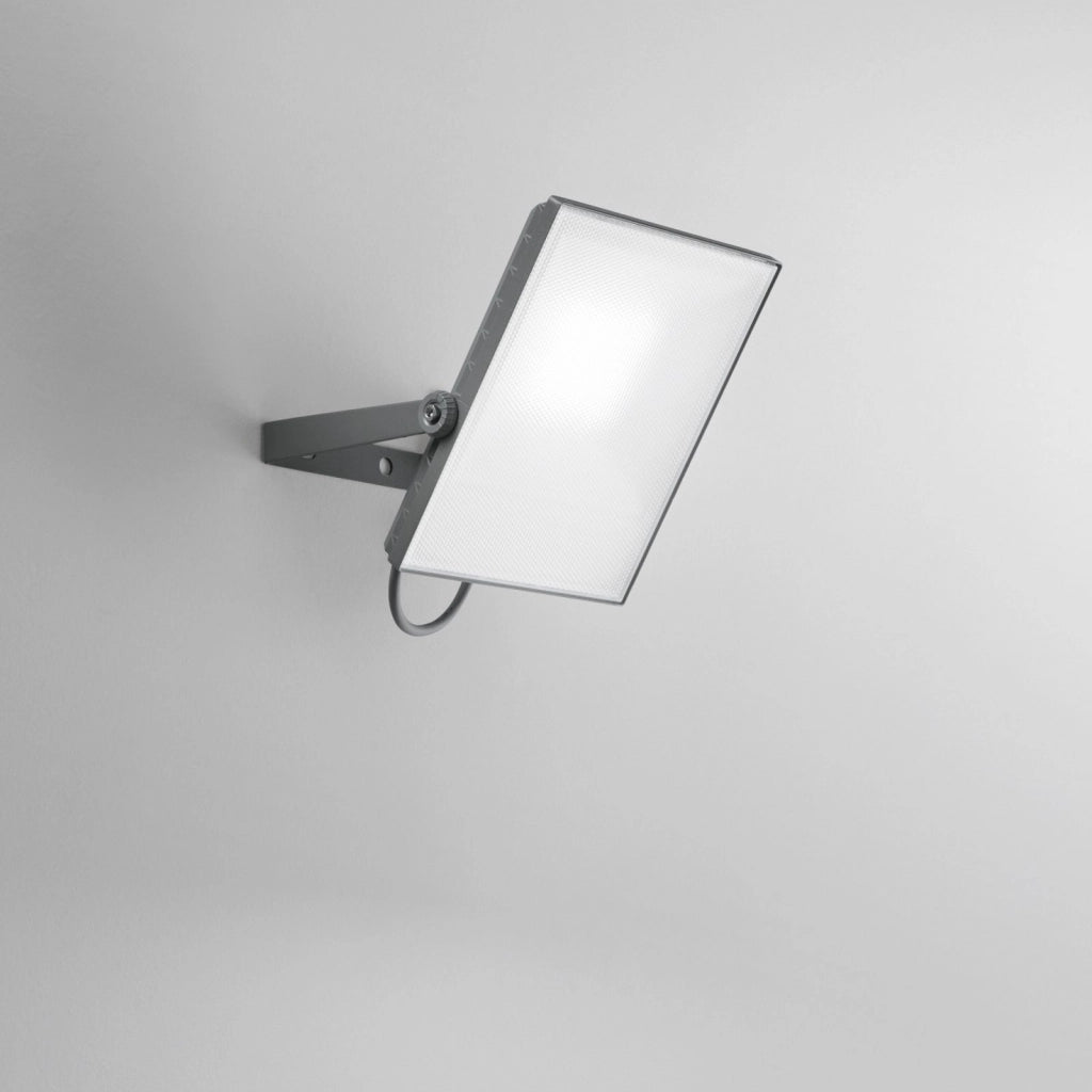 PROIETTORE LED AXEL SILVER 50W 5500LM CCT 3000K-4000K IP65 22,8X3,8X30,1CM