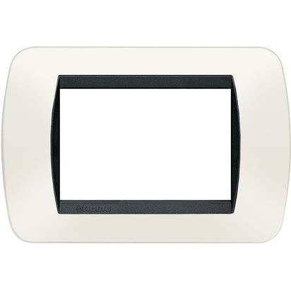 Placca 3 moduli Living International