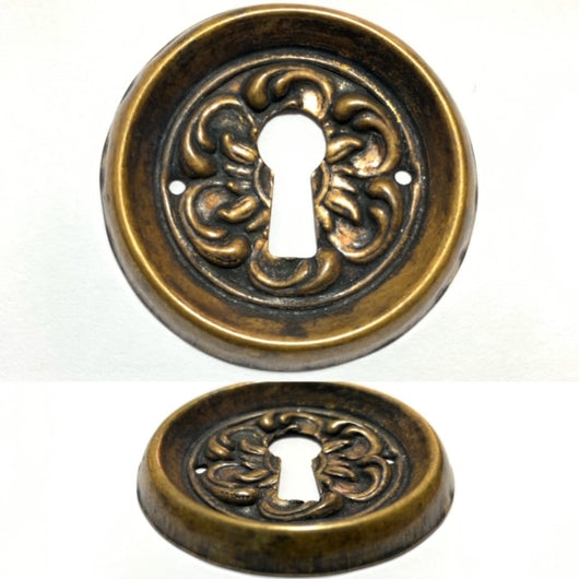 BOCCHETTA PER MOBILI '8032' Ø 30 mm - Patinato antico - GIUSTI