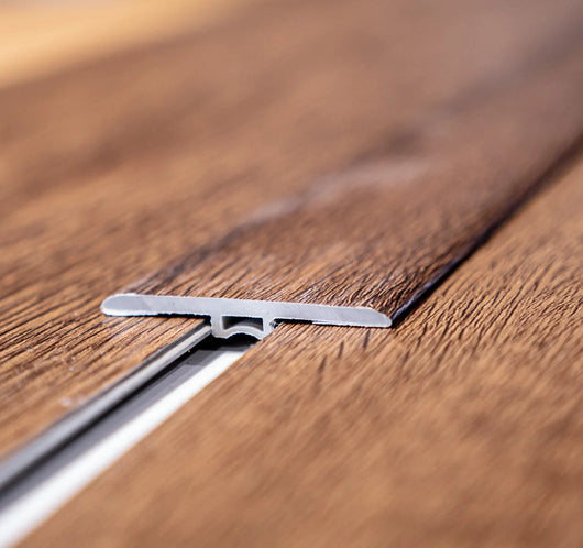 PROFILO DI RACCORDO PER PAVIMENTO IN SPC Colore Rovere grigio