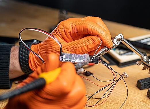 GUANTO MONOUSO IN NITRILE 'DIAMOND' Tg. XL - confezione 50 pezzi