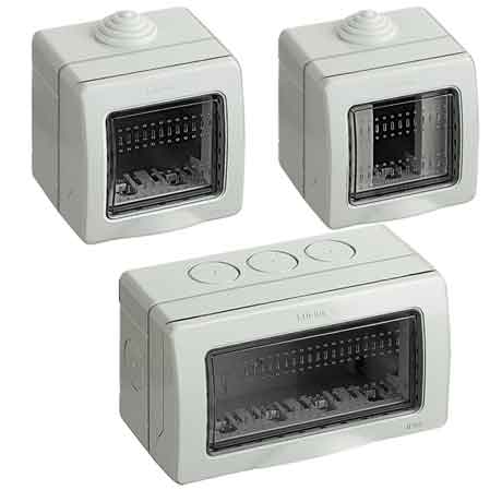 CONTENITORE DA PARETE PER APPARECCHI IP55 'MATIX' BTICINO 3 Posti - BTICINO