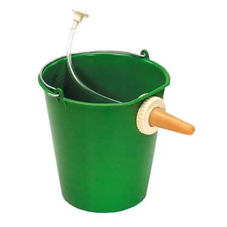 SECCHIO CON POPPATOIO PER VITELLI 10 lt