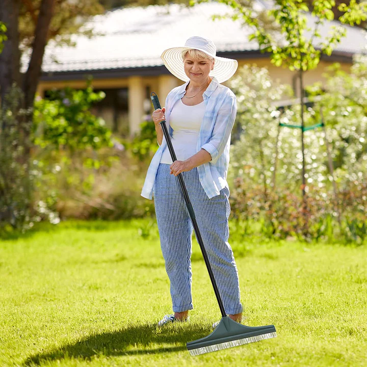 SCOPA A PETTINE PER PRATO SINTETICO 45 cm