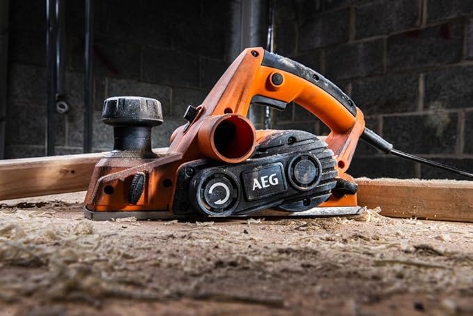 PIALLETTO 'PL 700' AEG 700 Watt - AEG POWERTOOLS