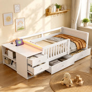 Letto a soppalco per bambini 90 × 200 cm con vano separato, prese, LED e sbarre di sicurezza, bianco