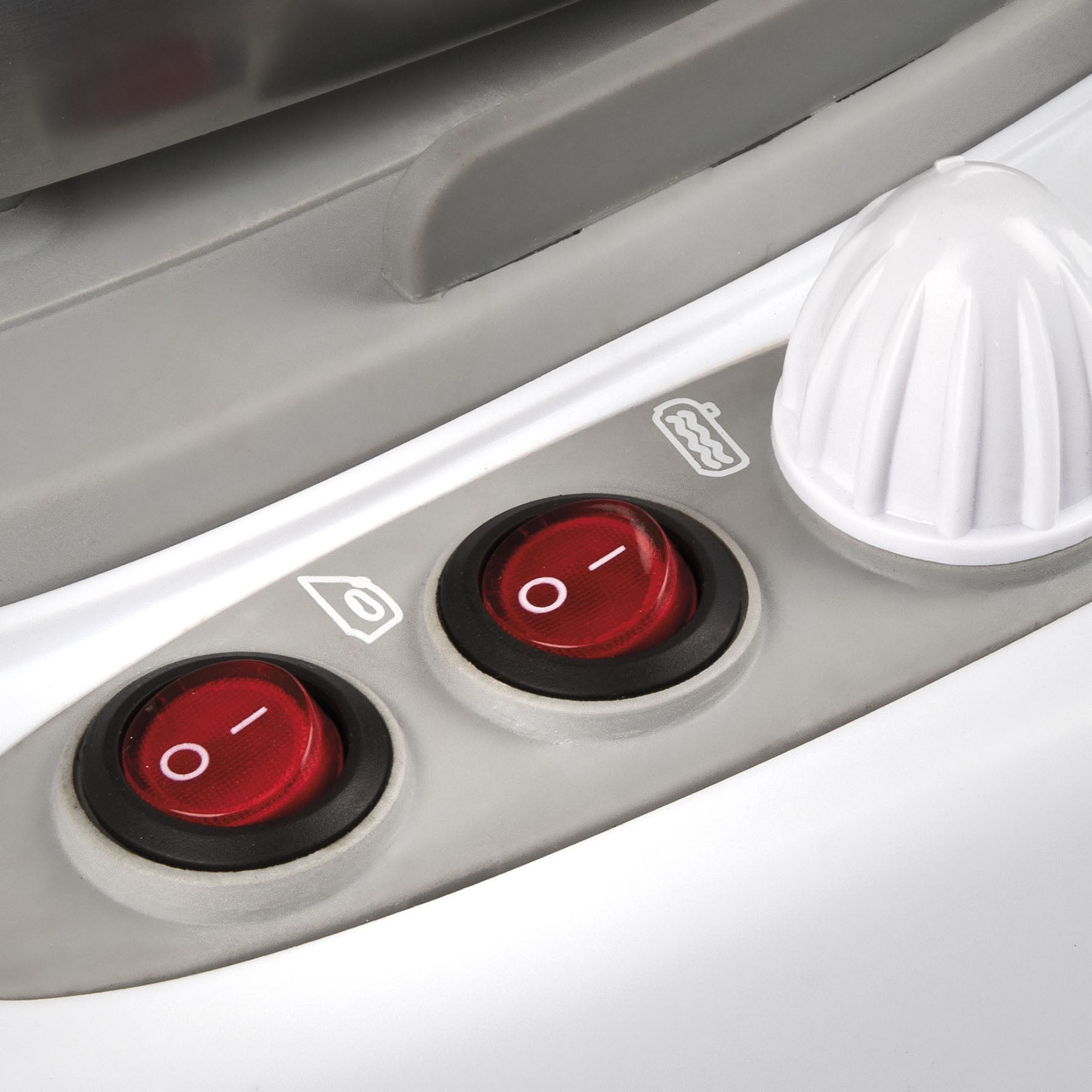 FERRO DA STIRO A CALDAIA ST03 2000W  potenza 2000W    GIRMI