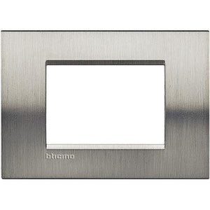 Bticino Living Light placca quadra 3 moduli