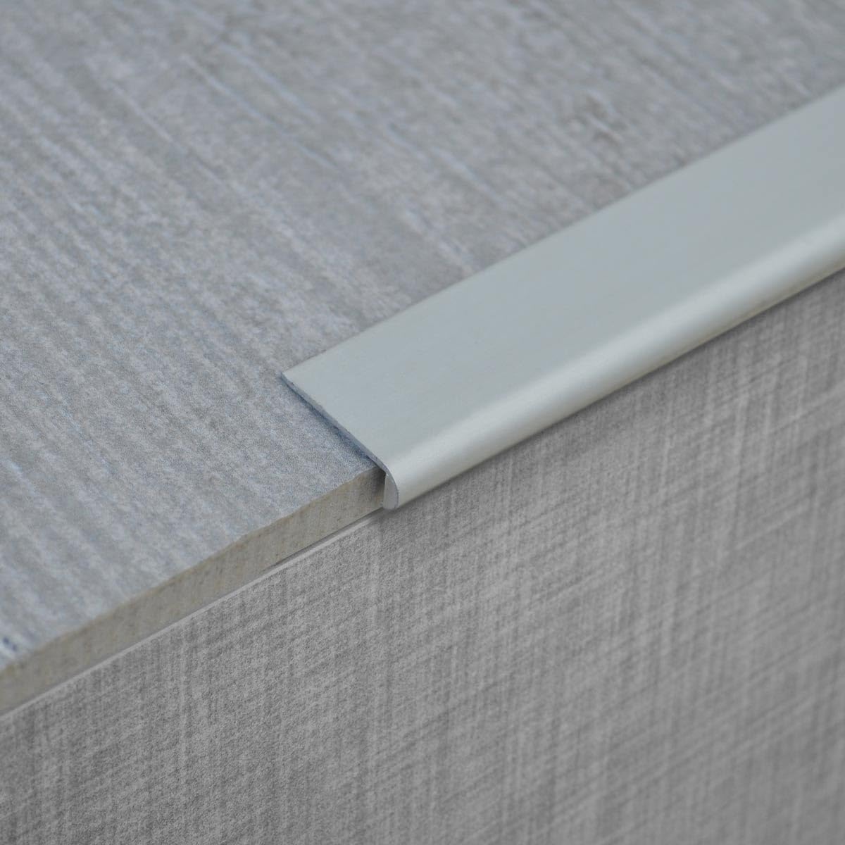 PROFILO UNGHIETTA IN ALLUMINIO- - mm.22 mt.1 argento - 10 pezzi