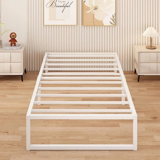 Letto in Metallo 90x200 cm - Stabilità e Spazio di Deposito - Bianco