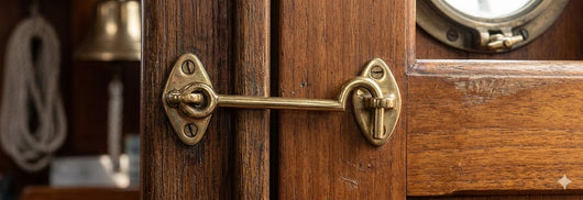 Gancio Fermapersiane Snodato con Incontro Ottone Lucido 100 mm 5 pezzi