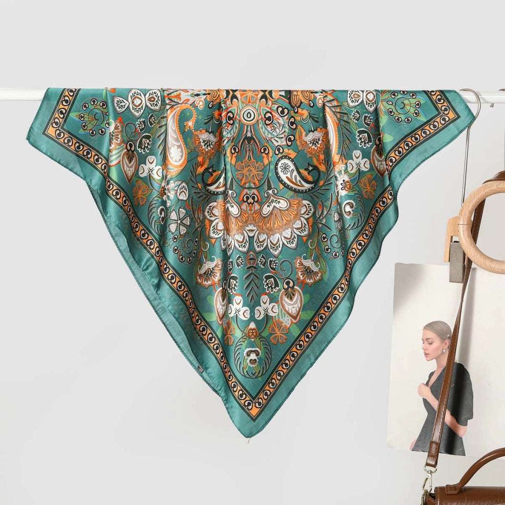 Nuova sciarpa da donna in seta stampata, stile coreano, sciarpa decorativa alla moda e versatile.