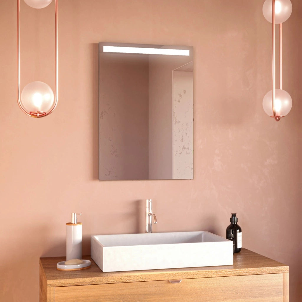 Specchio da bagno retroilluminato strip led geigor, misura 70x50