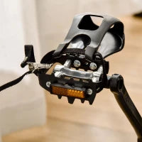 Cyclette da Casa con Resistenza Magnetica, Fitness Cyclette da Camera Professionale con Manubrio e Sella Regolabile, Monitor LCD e Volano 15kg, Supporto Fino a 180kg, Argento Nero