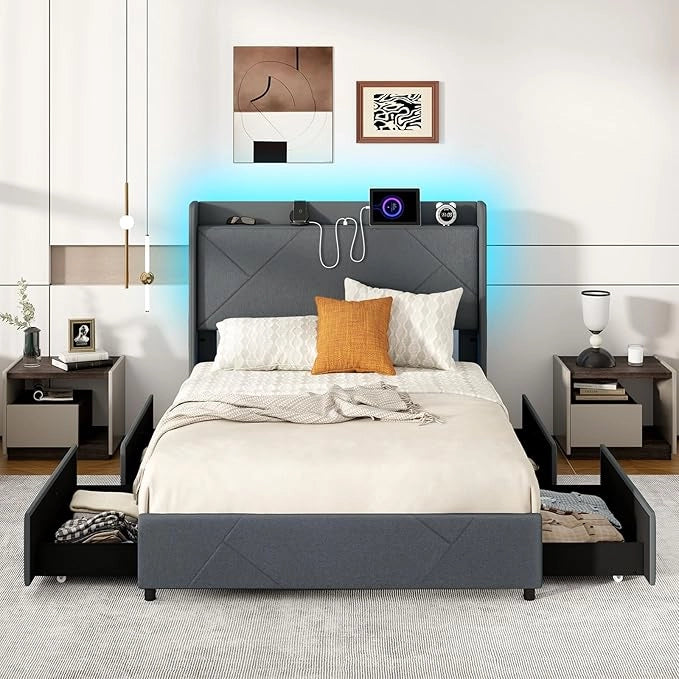 Telaio Letto Matrimoniale con Luci LED, Letto Imbottito con Stazione di Ricarica 2 Tasche di Stoccaggio e 4 Cassetti Scorrevoli, Testiera, Carico 500kg (140x200 cm)