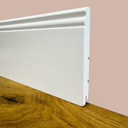 100ml di Battiscopa PREMIUM in legno MASSELLO mod.DUCALE 140x15 laccato bianco liscio