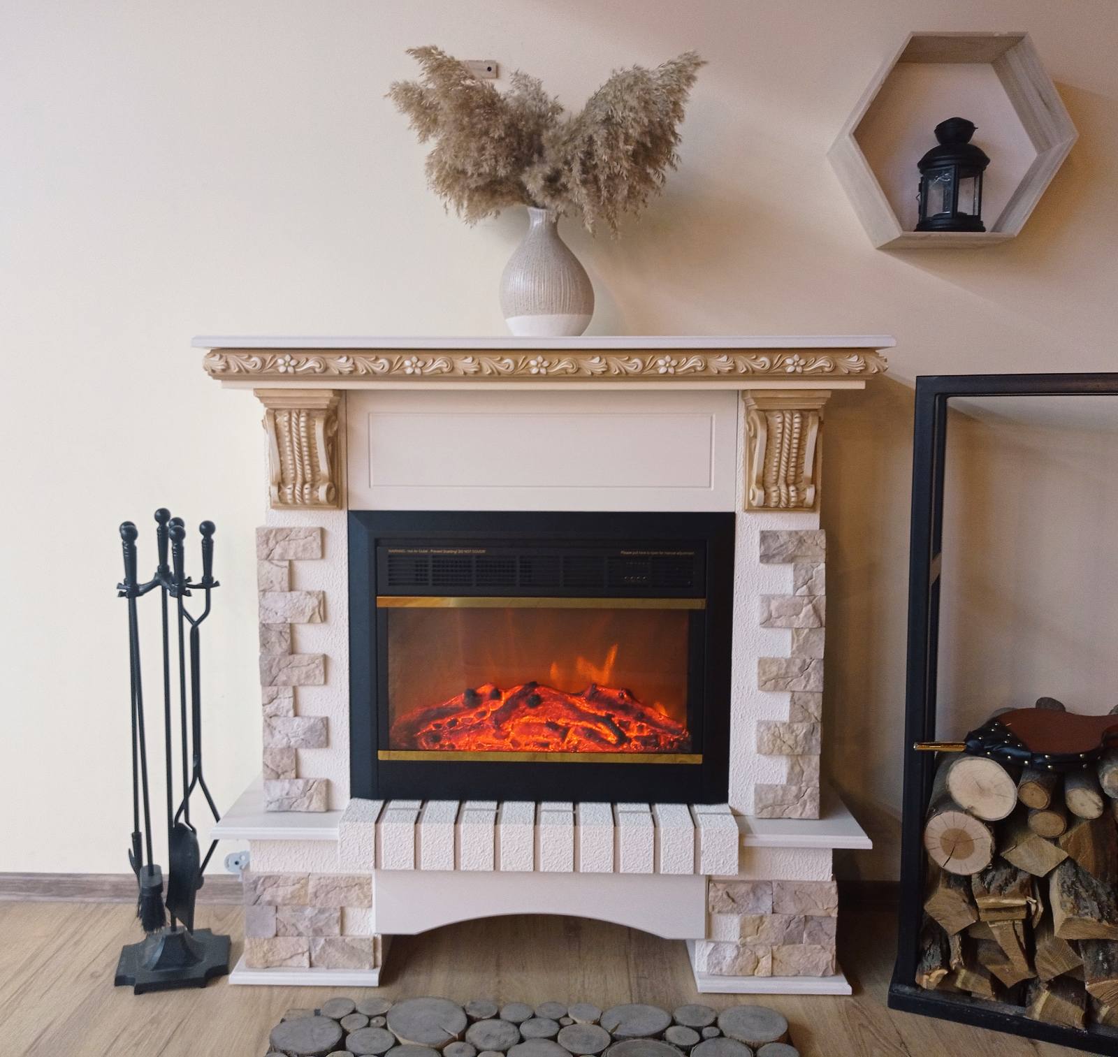 Camino Elettrico da Pavimento 109x110x33 cm Effetto Fiamma 1500W Topaz & Mars Avorio