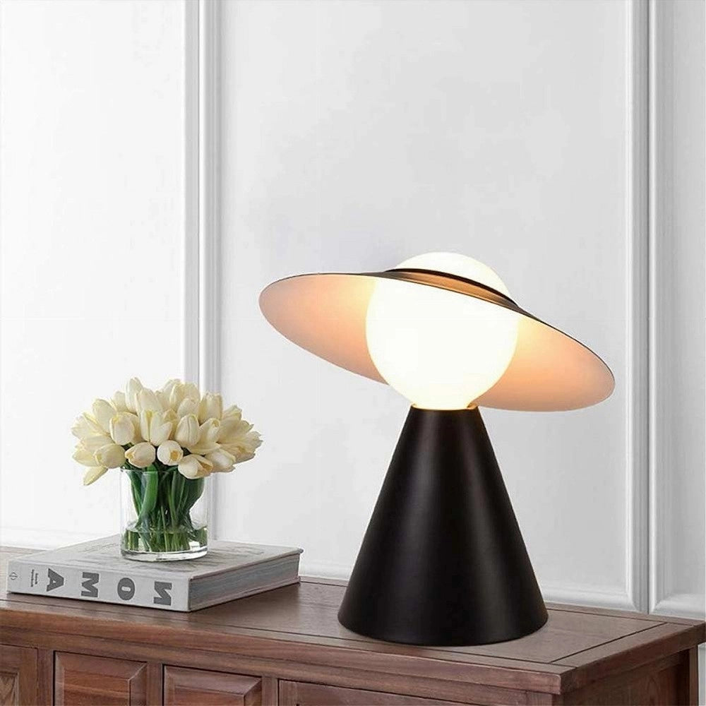 Trade Shop - Lampada Da Tavolo Decorativa Con Paralume A Cappello Orientabile Lume E27 D13 - Nero