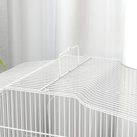 Gabbia per Uccelli Portatile con Maniglia Vassoio Estraibile 5 Porte Posatoi e Altalena Bianco