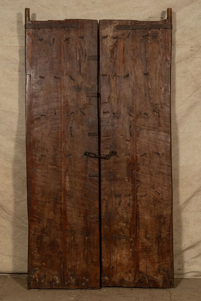 Biscottini Porta portone in legno massello e ferro da interno o da esterno vecchia e antica medievale scorrevole