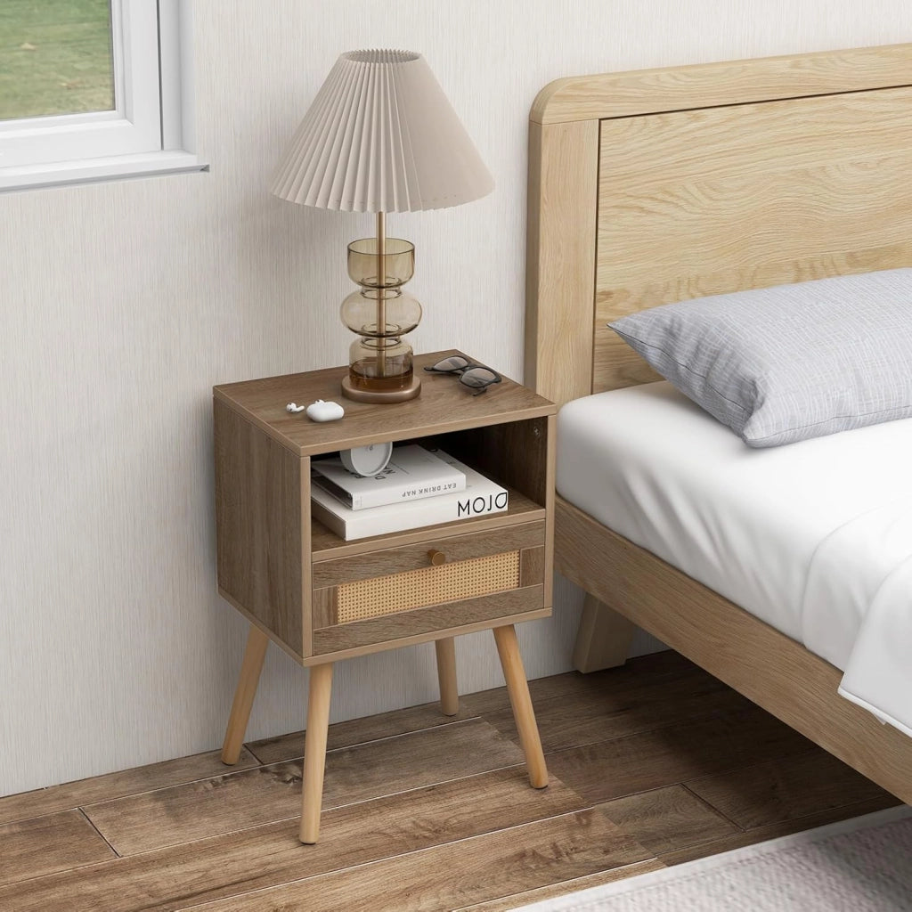 Set di 2 comodini, comodino con cassetto in rattan e vano aperto, tavolino laterale con gambe in pino, comodino per camera da letto, soggiorno, 40 x 30 x 60,5 cm