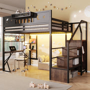 Letto a soppalco 140x200 cm con scrivania; pannello pegboard; ripiani; LED; USB e gambe a K; metallo nero